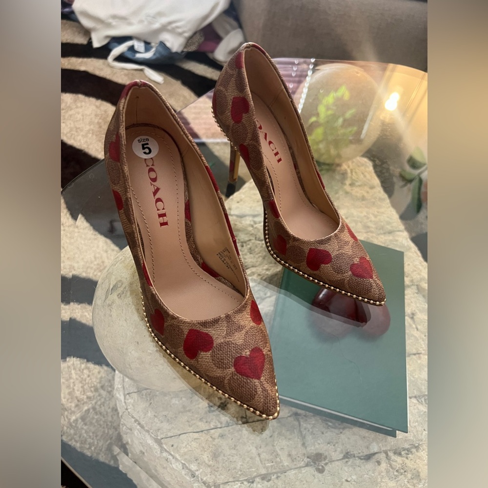 Coach Waverly Pump Valentines Collection Heart Print